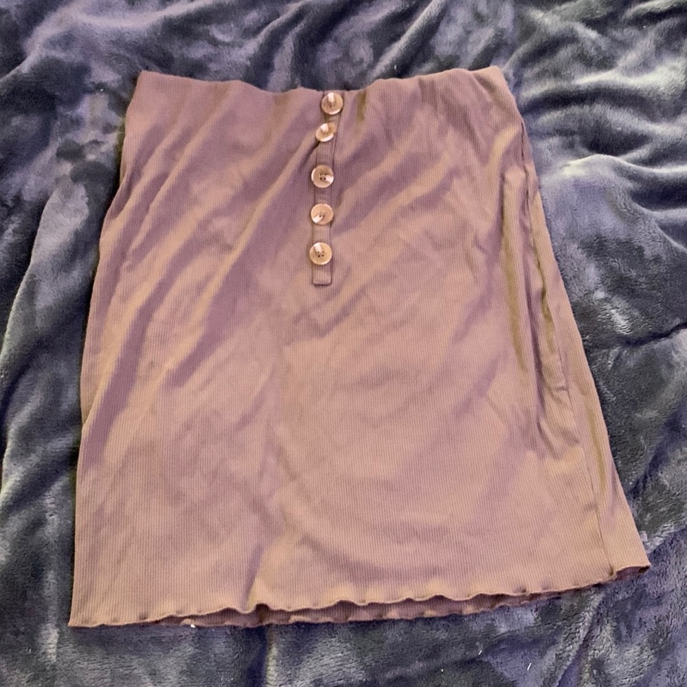 Brow tight skirt!! Didn’t look good on me but i know one of you will love it!!